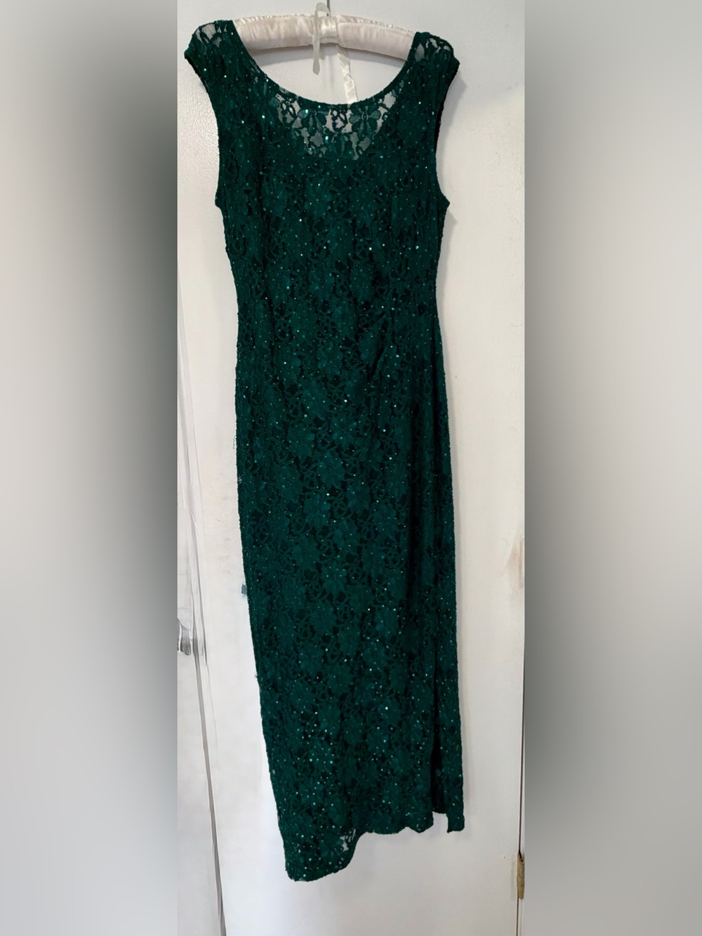 Sleeveless Emerald Green Lace Sequin Gown Maxi Dress Side Slit Size 8P